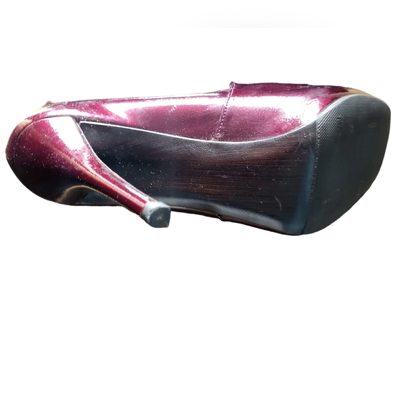 NEW Burgundy Stuart Weitzman heels size 9 - Picture 4 of 6
